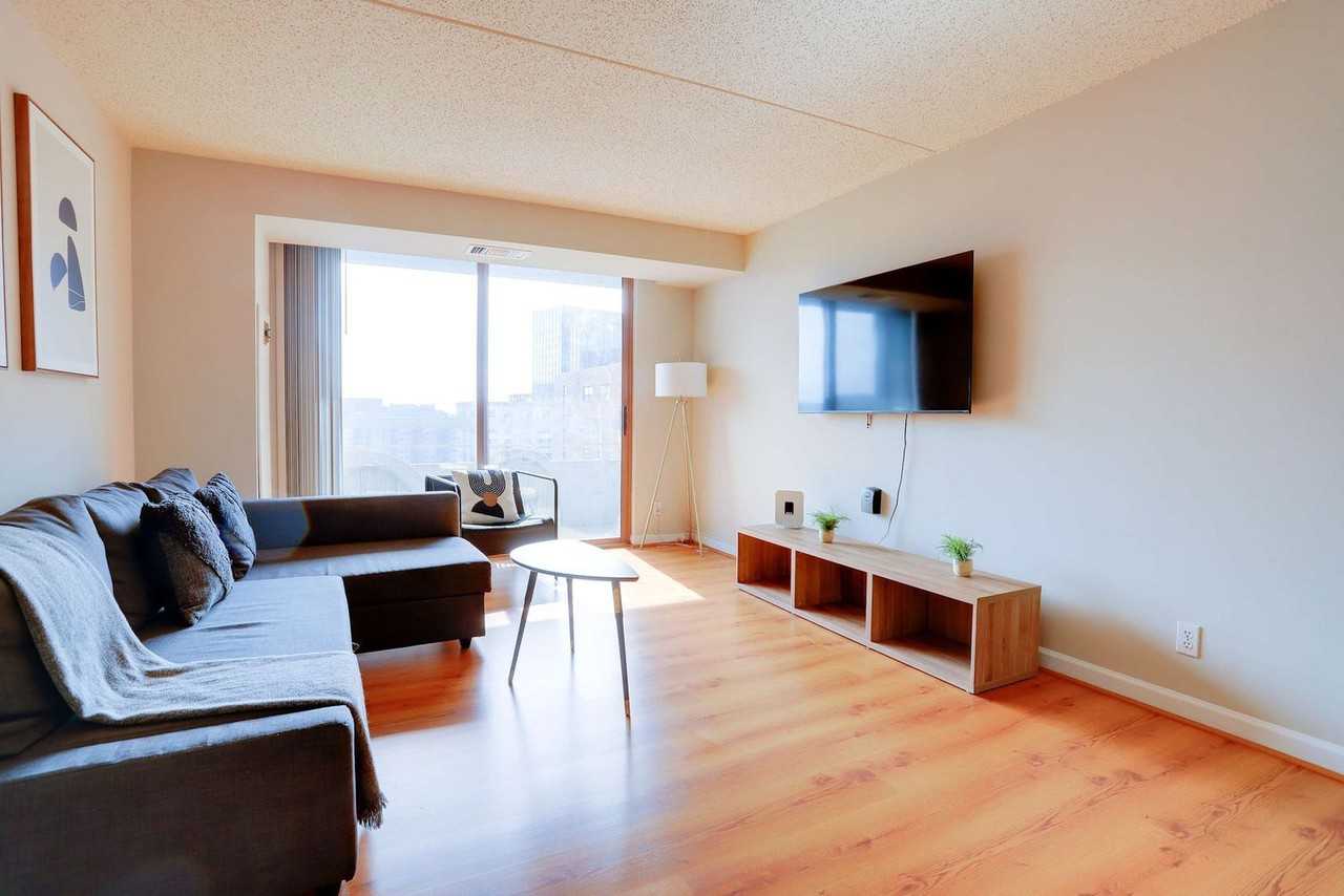 401 12th St S #1048674P - Photo 2 of 26