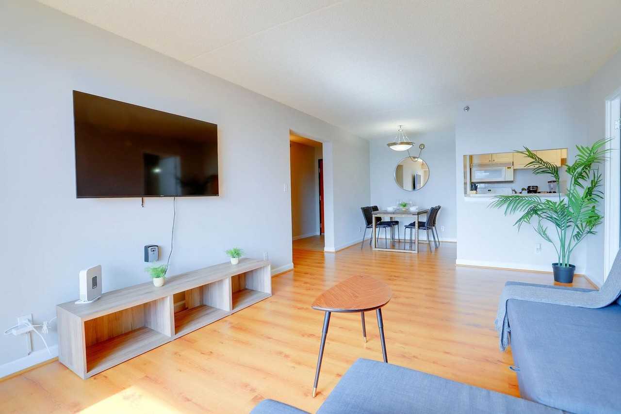 401 12th St S #1048674P - Photo 3 of 26