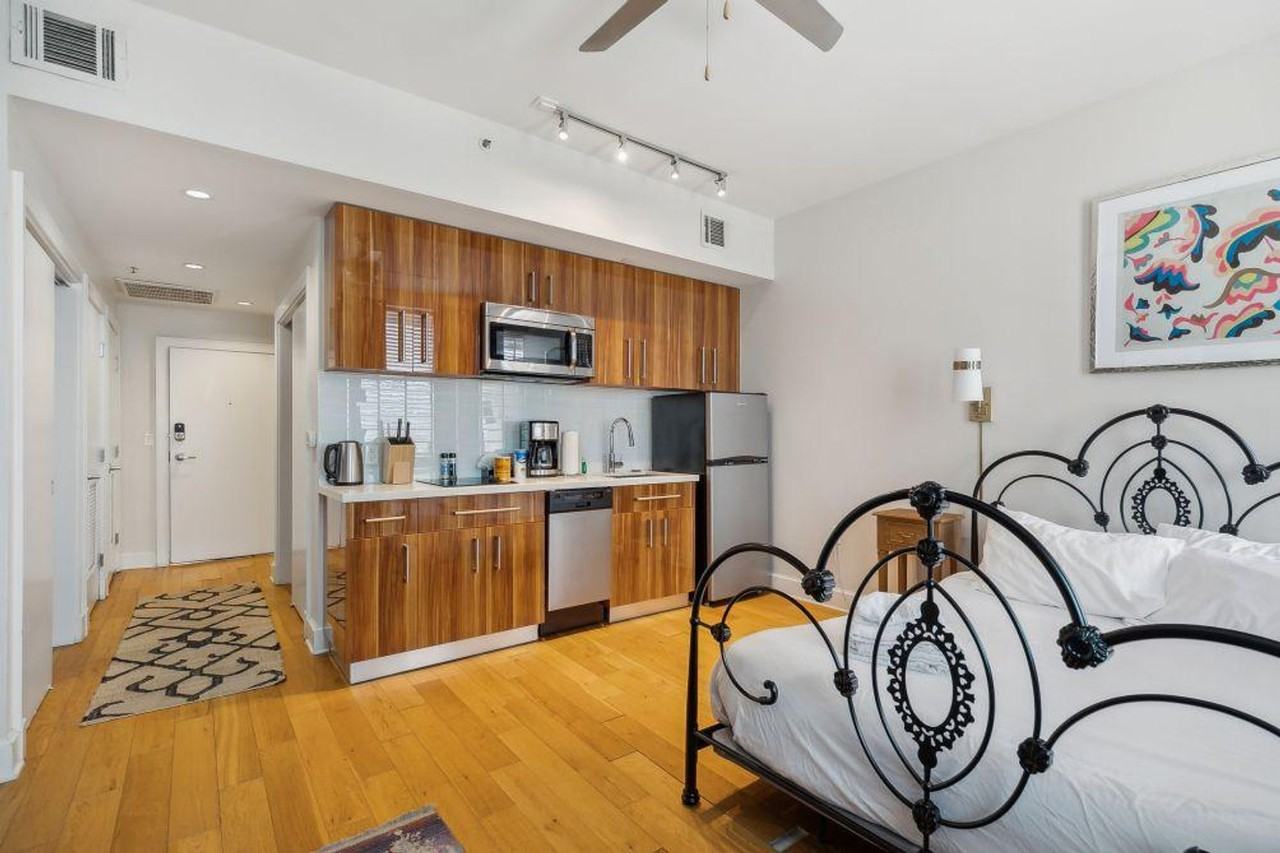 925 Common St #1266903P - Photo 6 of 11