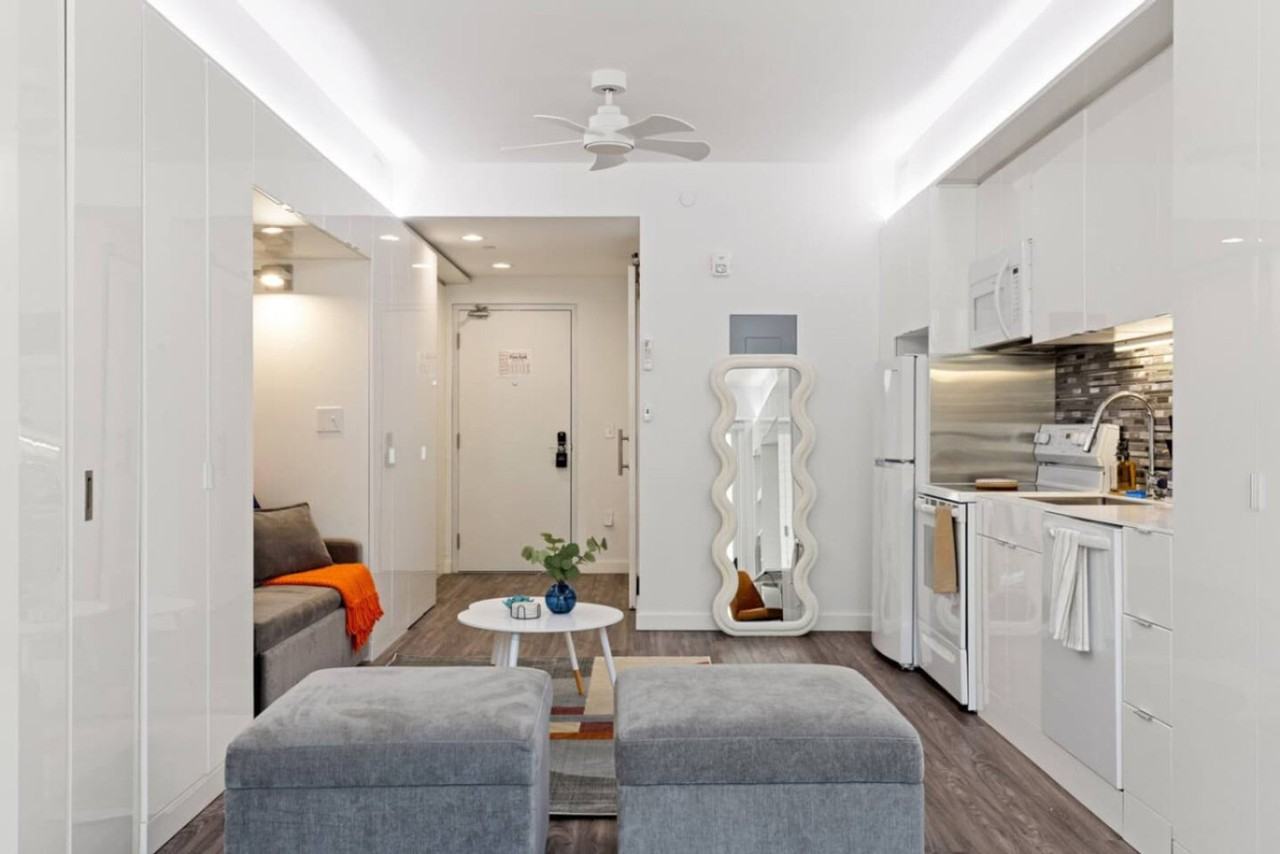 12607 Larchmere Blvd #1335759P - Photo 3 of 46