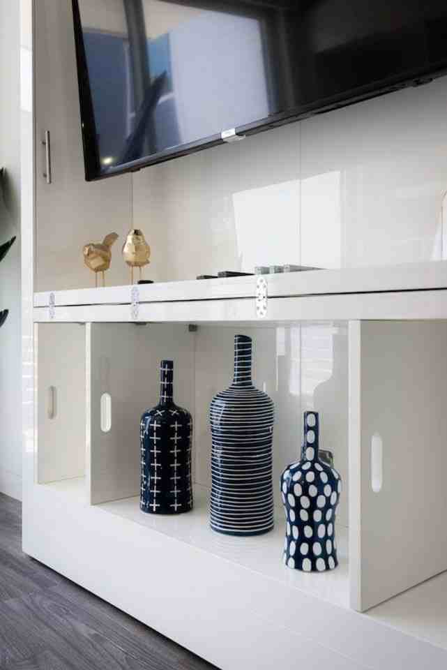 12607 Larchmere Blvd #1335759P - Photo 4 of 46