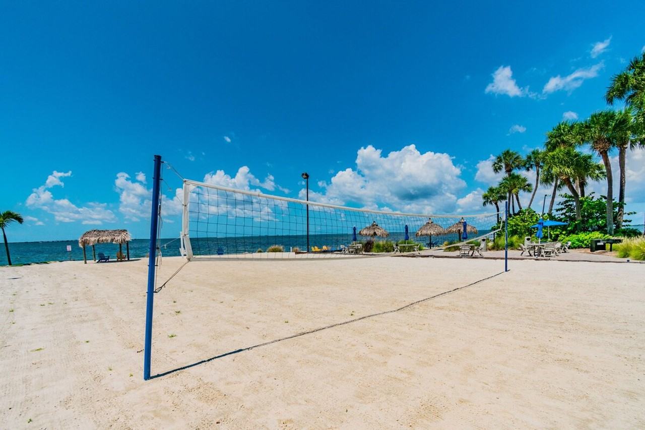 2502 N Rocky Point Dr #1272819P - Photo 5 of 50