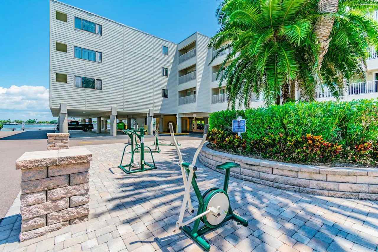 2502 N Rocky Point Dr #1272819P - Photo 7 of 50