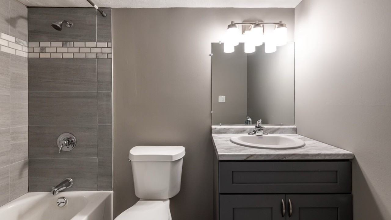 The Westbury Apartments - Photo 6 of 14