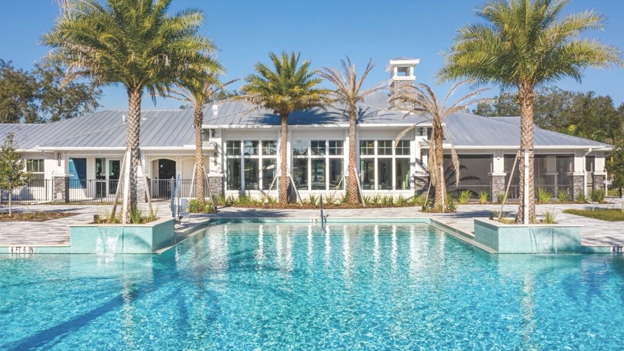 Venice Isles Luxury Apartments - Photo 2 of 24