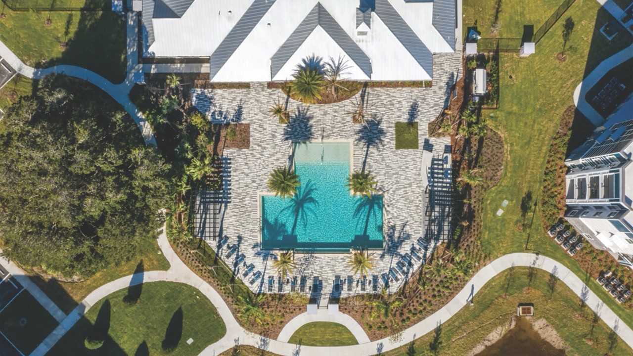 Venice Isles Luxury Apartments - Photo 3 of 24