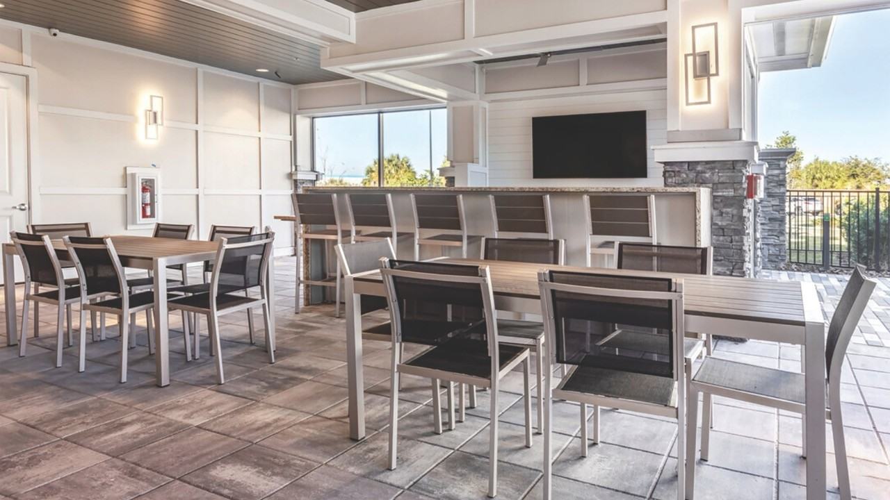 Venice Isles Luxury Apartments - Photo 7 of 24