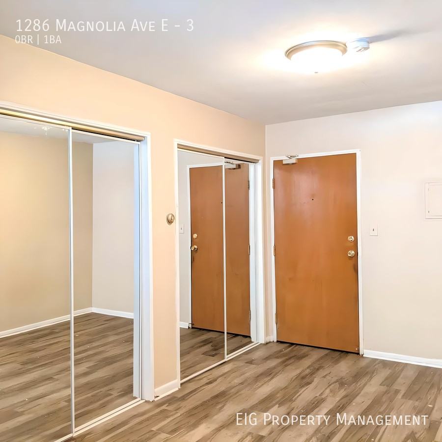 Parklawn - Photo 4 of 50