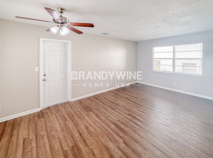 318 Terrace Dr - Photo 5 of 27