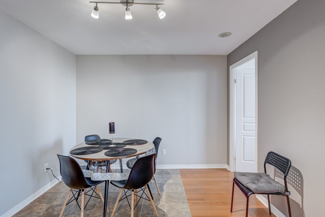 2585 Erin Centre Boulevard #PH7 - Photo 4 of 15