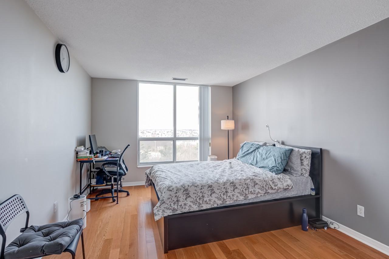 2585 Erin Centre Boulevard #PH7 - Photo 7 of 15