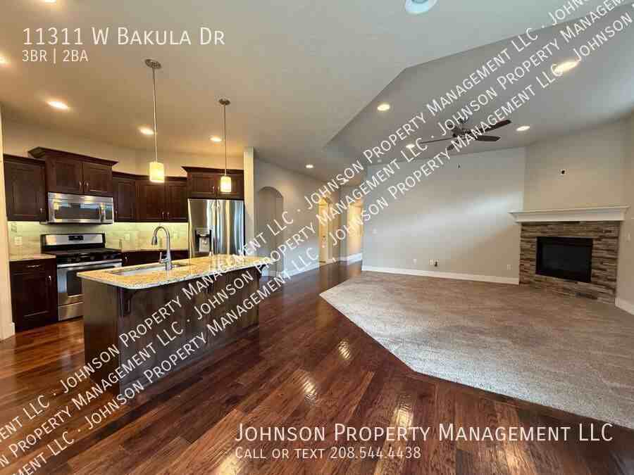 11311 W Bakula Dr - Photo 6 of 23