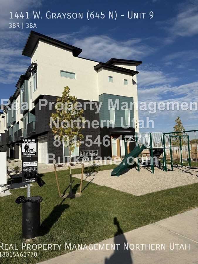 1441 W. Grayson (645 N) #9 - Photo 2 of 34
