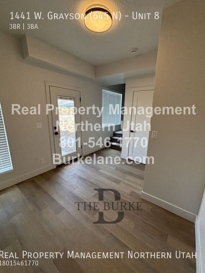 1441 W. Grayson (645 N) #8 - Photo 4 of 36