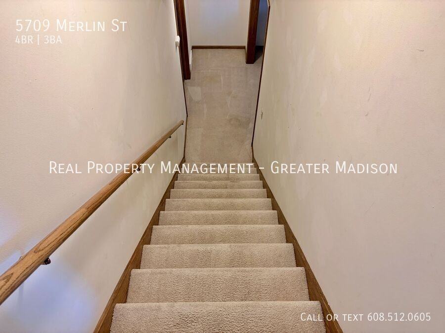 5709 Merlin St - Photo 7 of 32