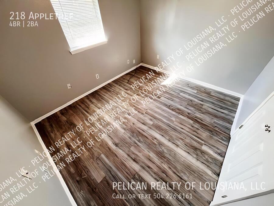 218 Appletree Ln - Photo 6 of 11