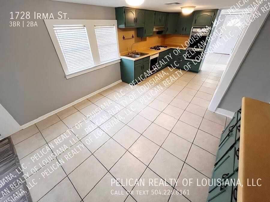 1728 Irma St - Photo 6 of 13