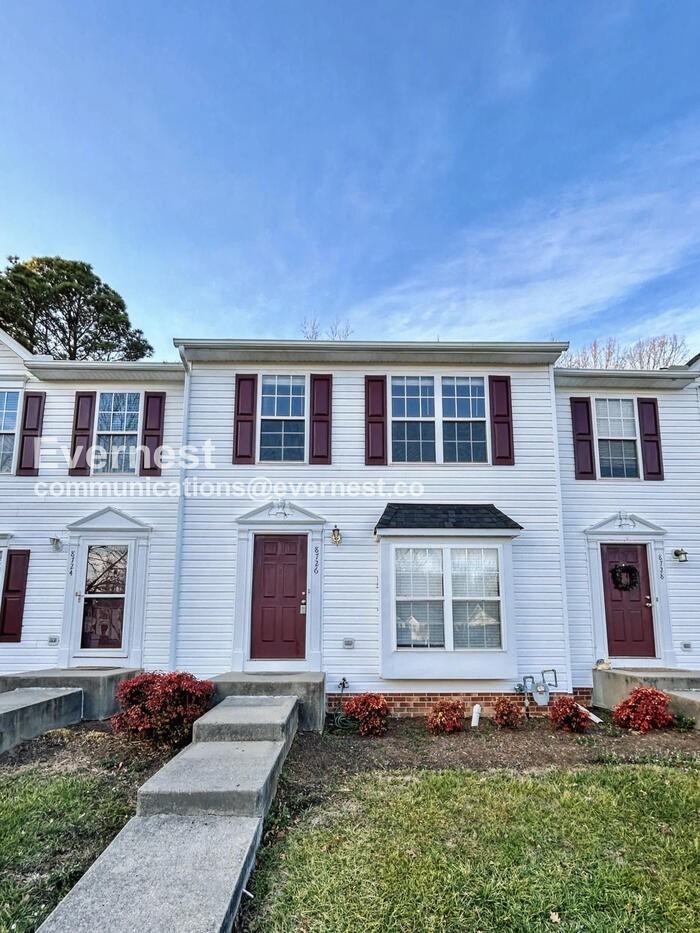 8726 Springwater Dr - Photo 2 of 33