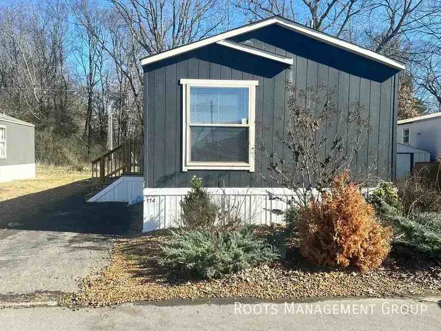 114 Riviera Courts Dr #114 - Photo 2 of 14