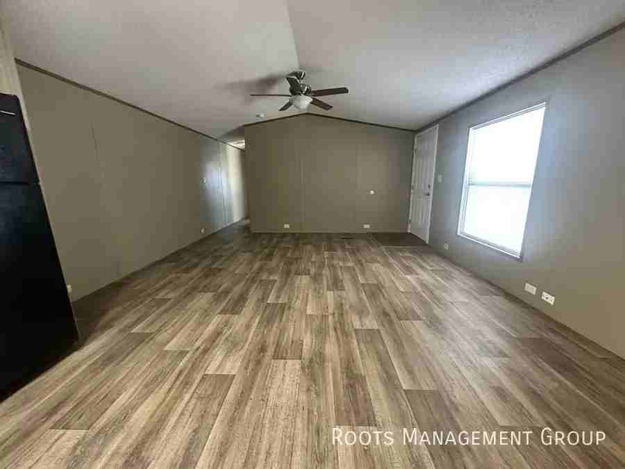 114 Riviera Courts Dr #114 - Photo 5 of 14