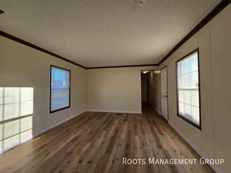 187 Hawk Dr #187 - Photo 2 of 12