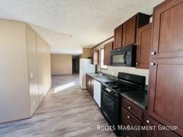 featured image of 2300 E Philip Ave Trlr 17b #17B