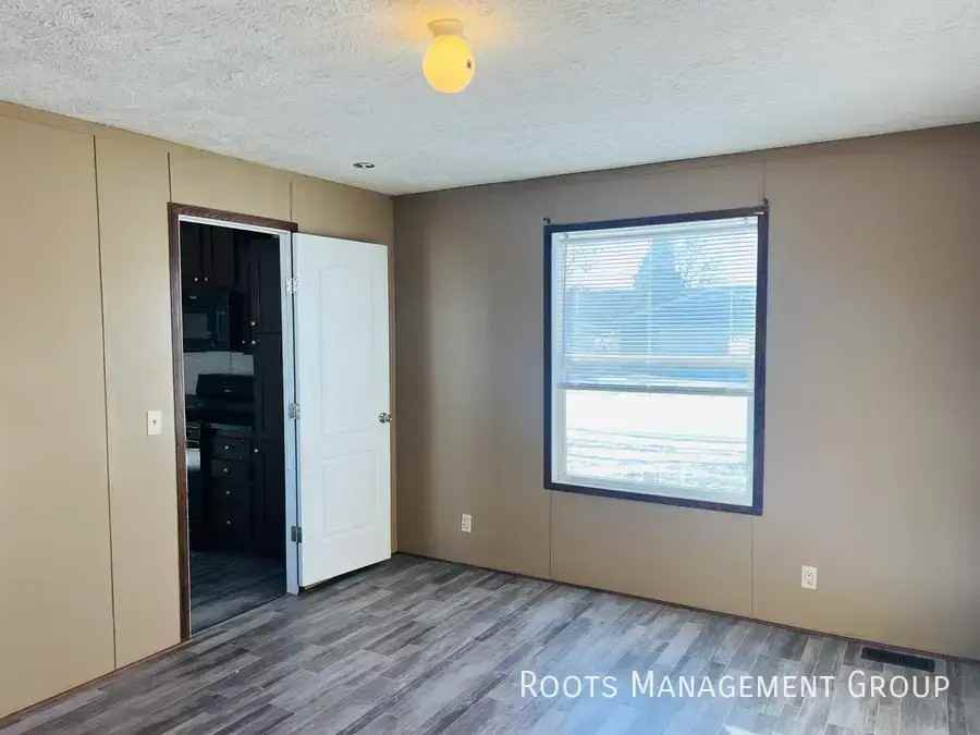 2300 E Philip Ave Trlr 17b #17B - Photo 6 of 11