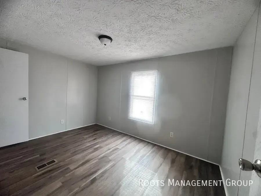 3307 Starfish Ct #11 - Photo 3 of 11