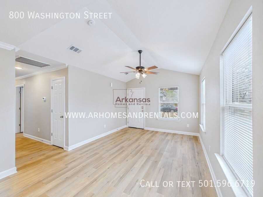 800 Washington St - Photo 2 of 12