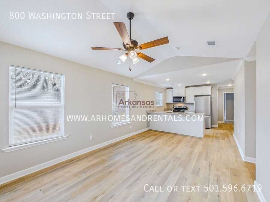 800 Washington St - Photo 3 of 12