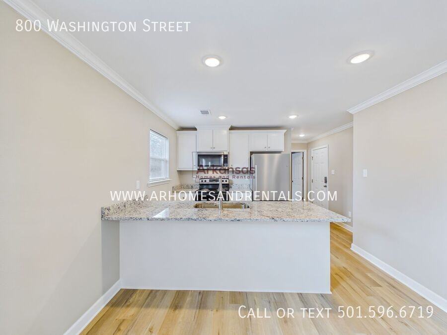 800 Washington St - Photo 4 of 12