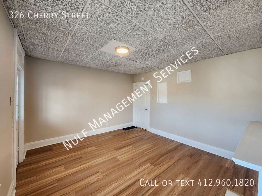 326 Cherry St - Photo 2 of 6