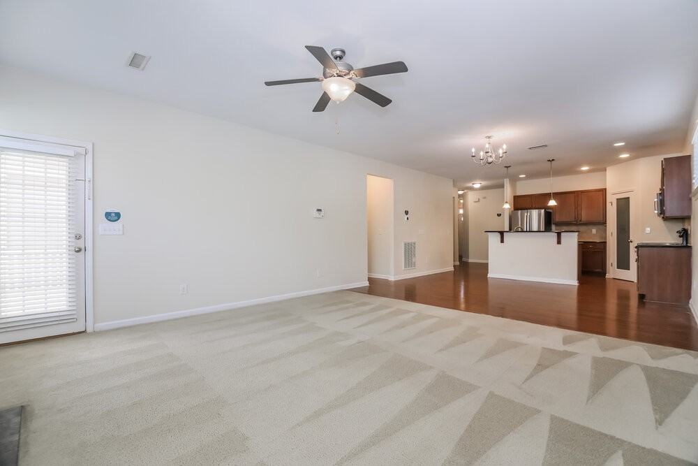 21 Wensley Ct - Photo 5 of 17