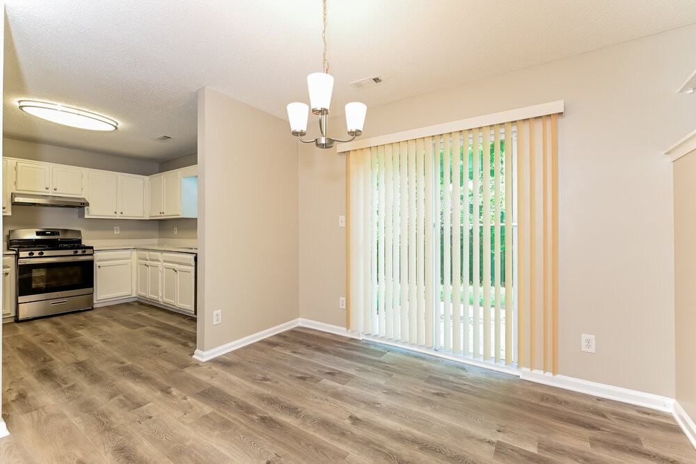 330 Brookside Dr - Photo 6 of 17