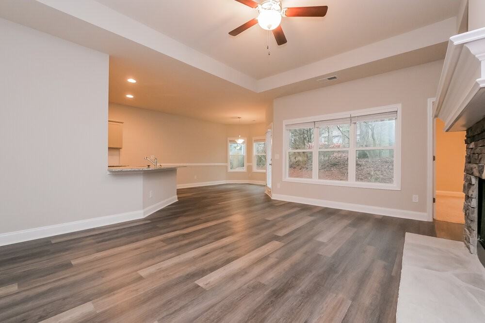 172 Glynn Addy Dr - Photo 6 of 16