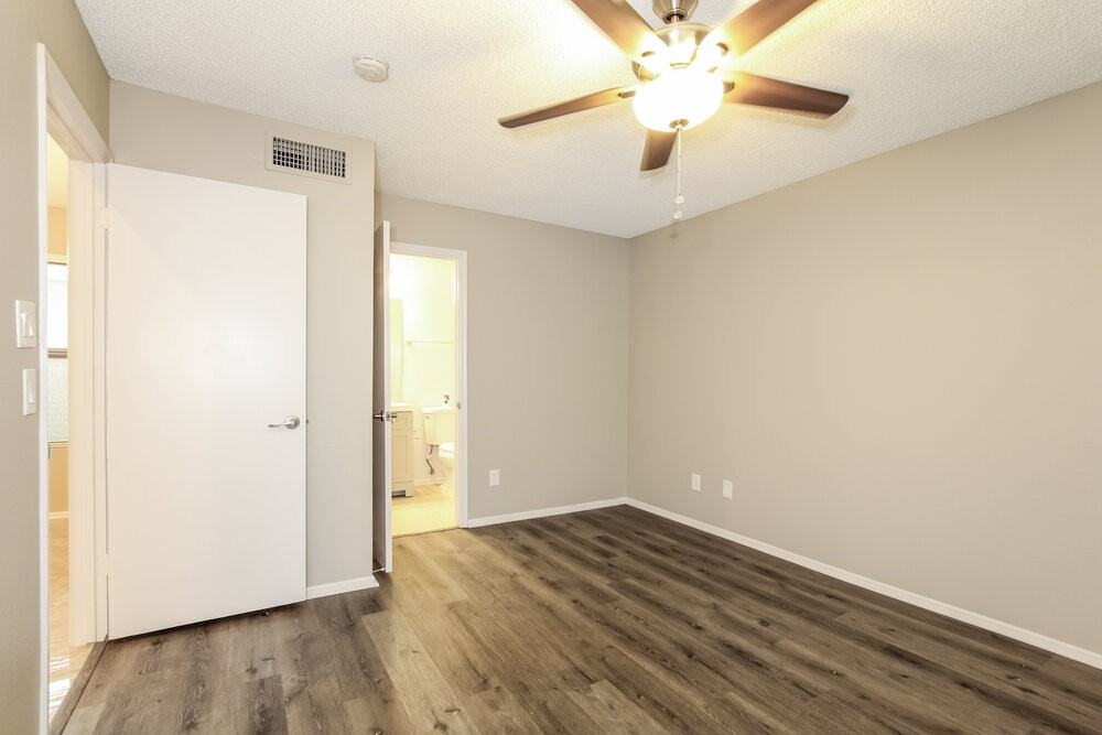 4758 W Escuda Dr - Photo 7 of 15