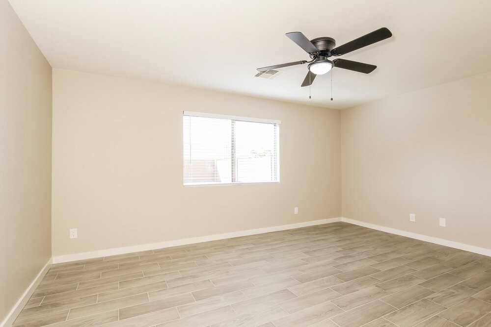 15915 W Tasha Dr - Photo 7 of 16