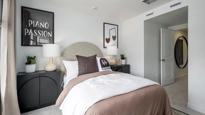 1530 W Bright Eyes Ln - Photo 7 of 22