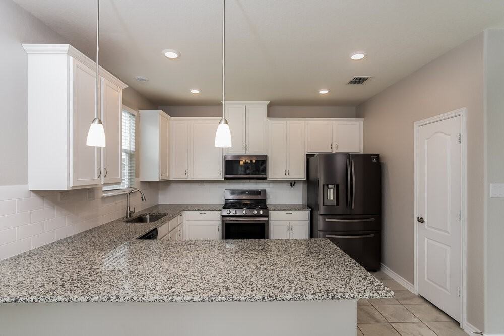 14619 Jocasta Dr - Photo 6 of 17