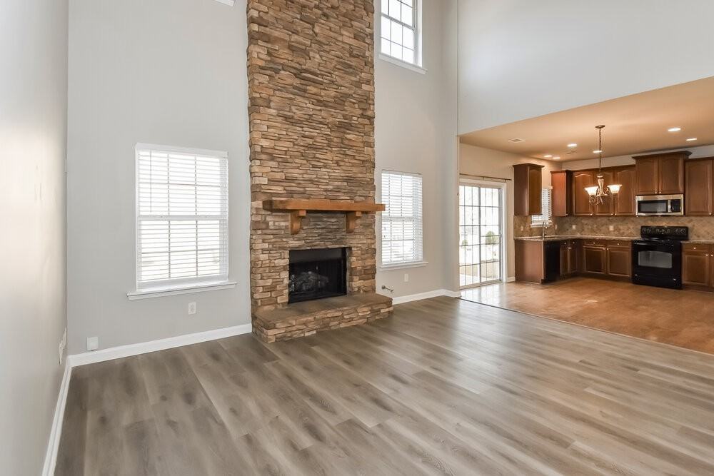 6615 Bridge Stream Rd - Photo 5 of 17