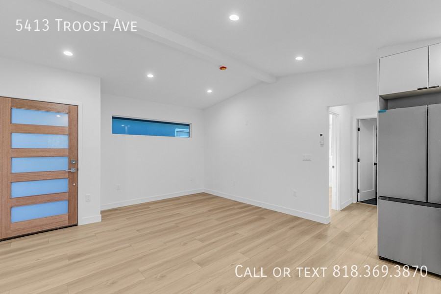 5413 Troost Ave - Photo 7 of 13