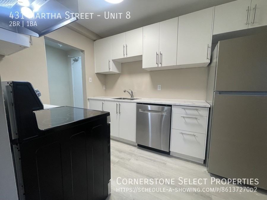 431 Martha St #8 - Photo 7 of 13