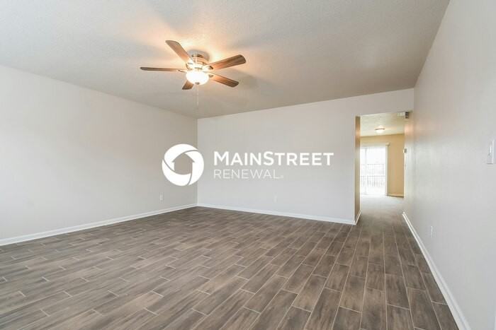 3530 Swanley Dr - Photo 4 of 19