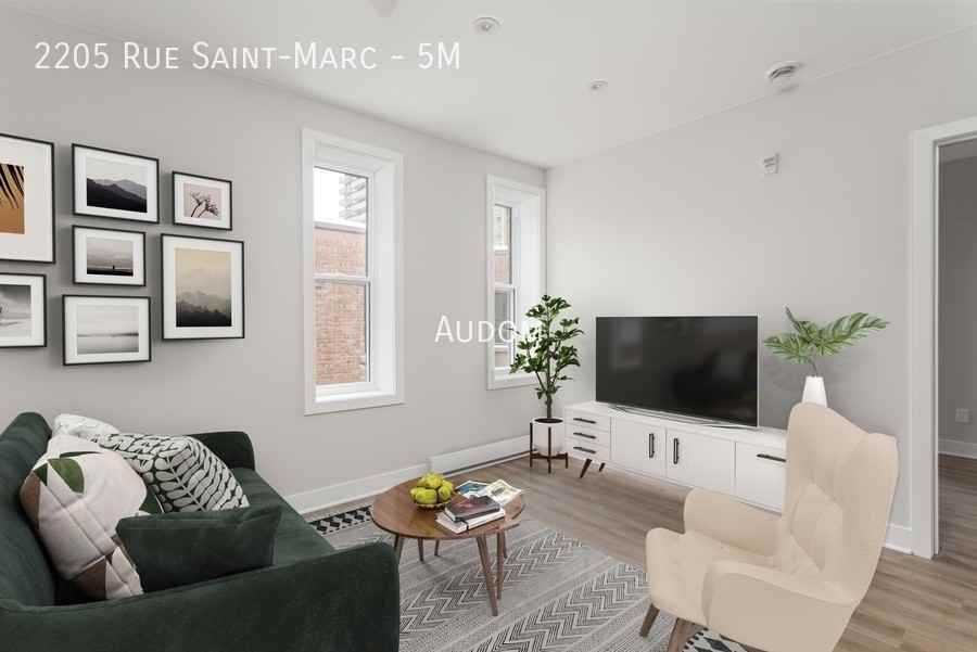 2205 Rue Saint-Marc #5M