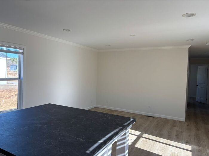 Maple Dr - Photo 3 of 10