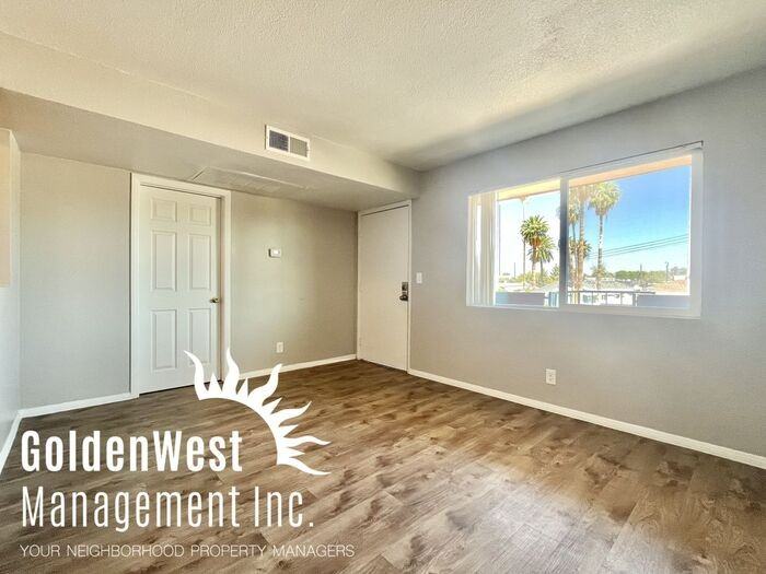 837 E Montecito Ave #253 - Photo 2 of 10