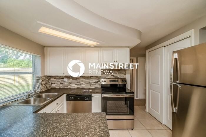 3511 Sheryl Hill Dr - Photo 6 of 16