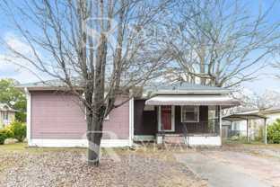 209 Holly St - Photo 1 of 1