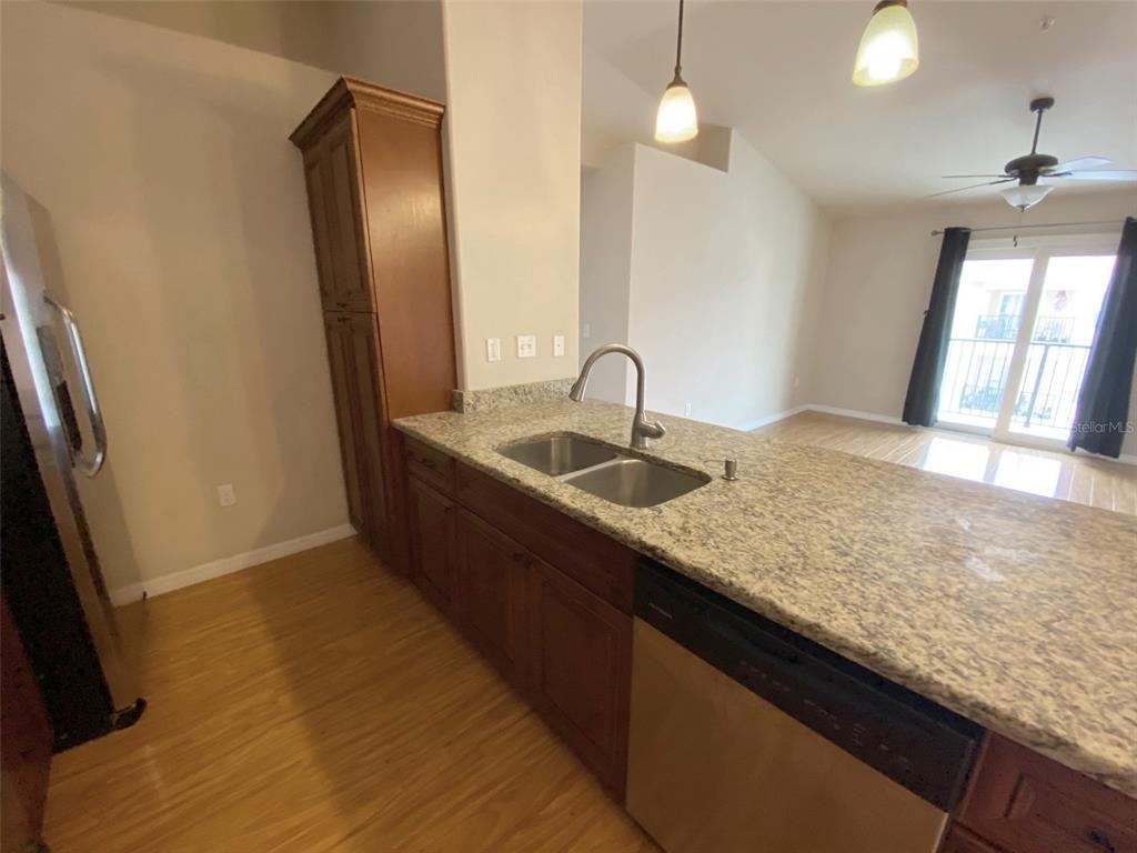 6394 Banyan Blvd #6394-304 - Photo 2 of 50