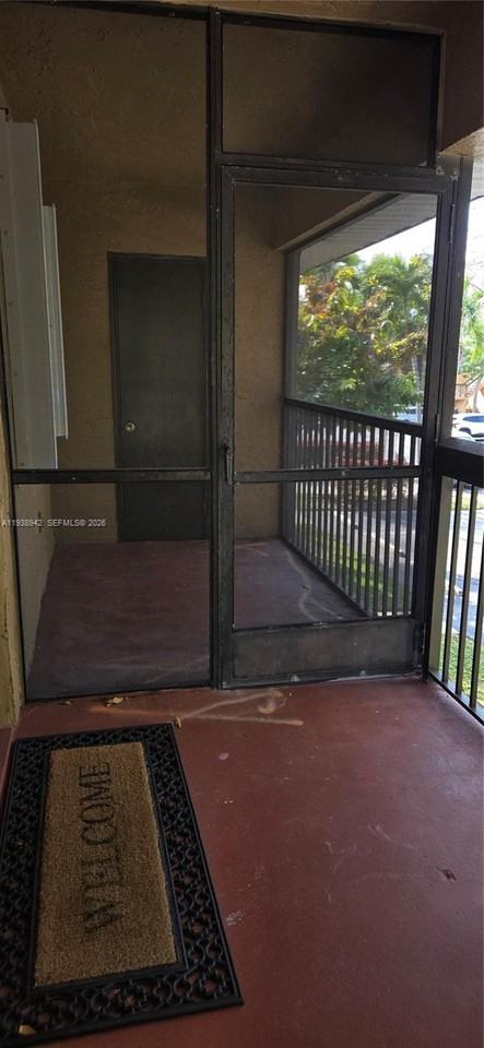 10416 Nw 8th St #10416-201 - Photo 3 of 36